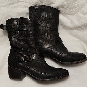 UGG Collection Black Leather Boots Size 8.5